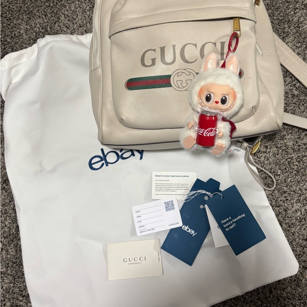 Gucci Off White Leather Logo Print Backpack - Picture 16 of 16